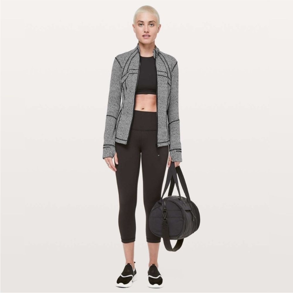 Lululemon Womenâs Define Jacket Teeny Tooth White Black Full Zip Jacket Size 6